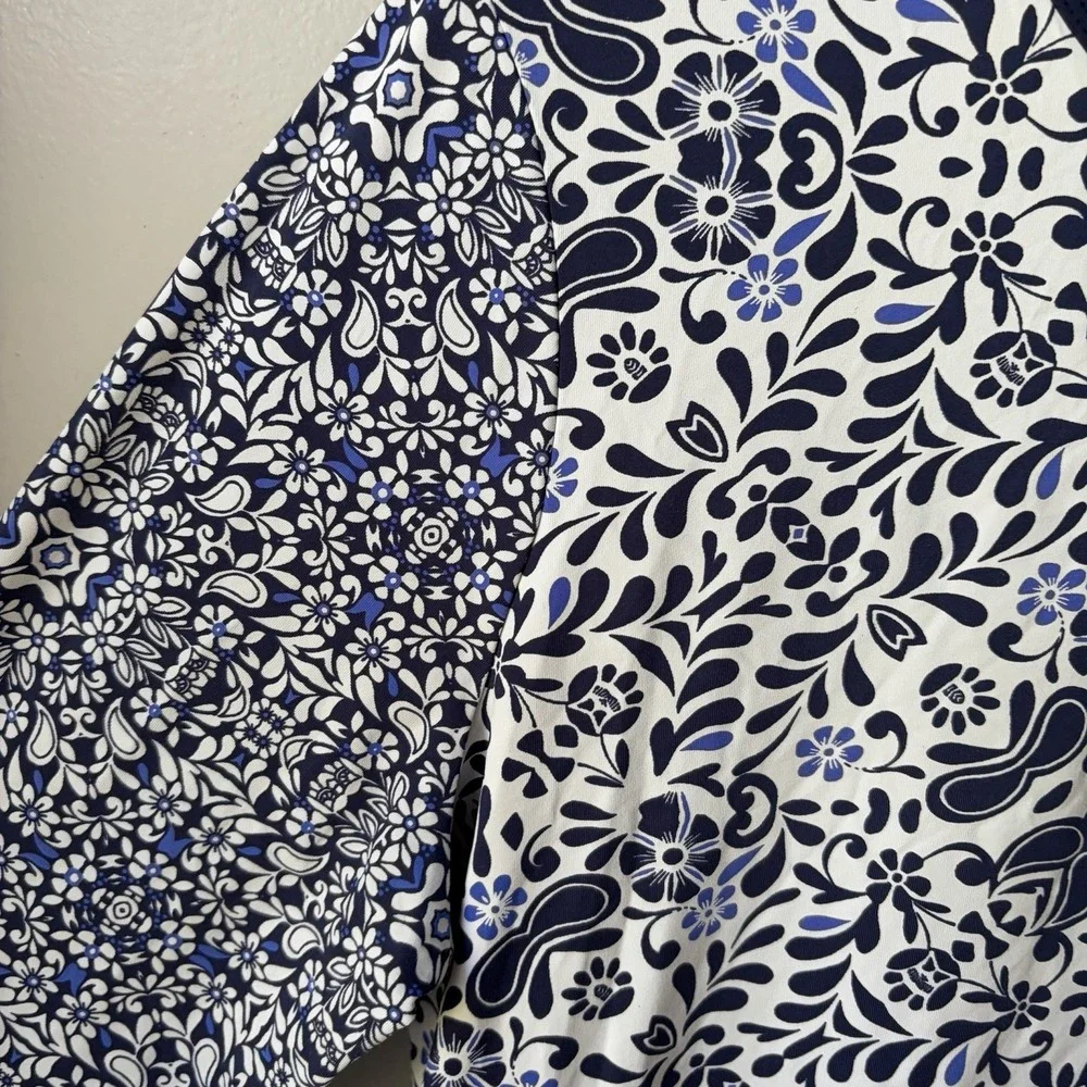 Lands End batik Rash Guard UPF Swim Shirt Long Sleeve Blue Bombay Size M 10-12